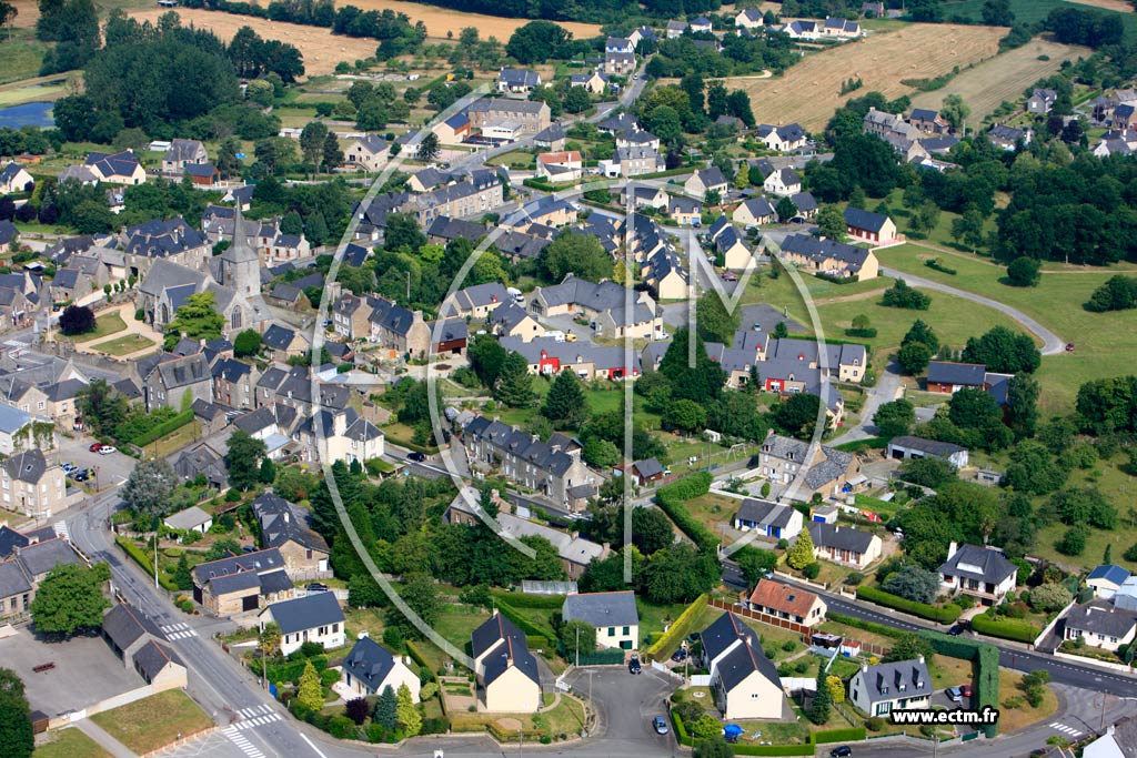 Photo arienne de Saint-Pierre-de-Plesguen