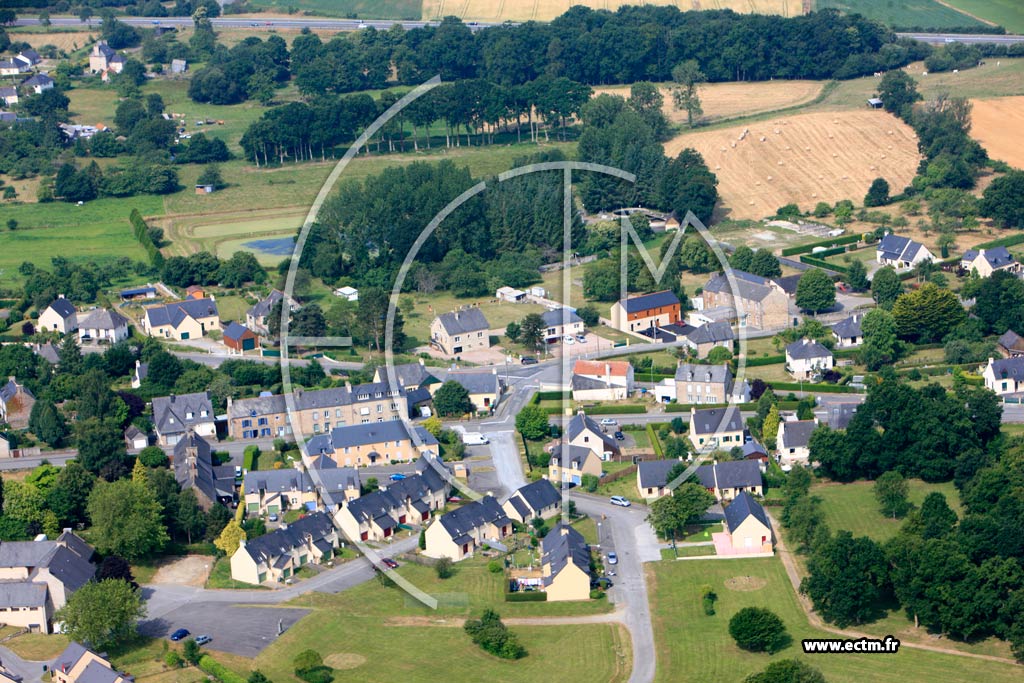 Photo arienne de Saint-Pierre-de-Plesguen