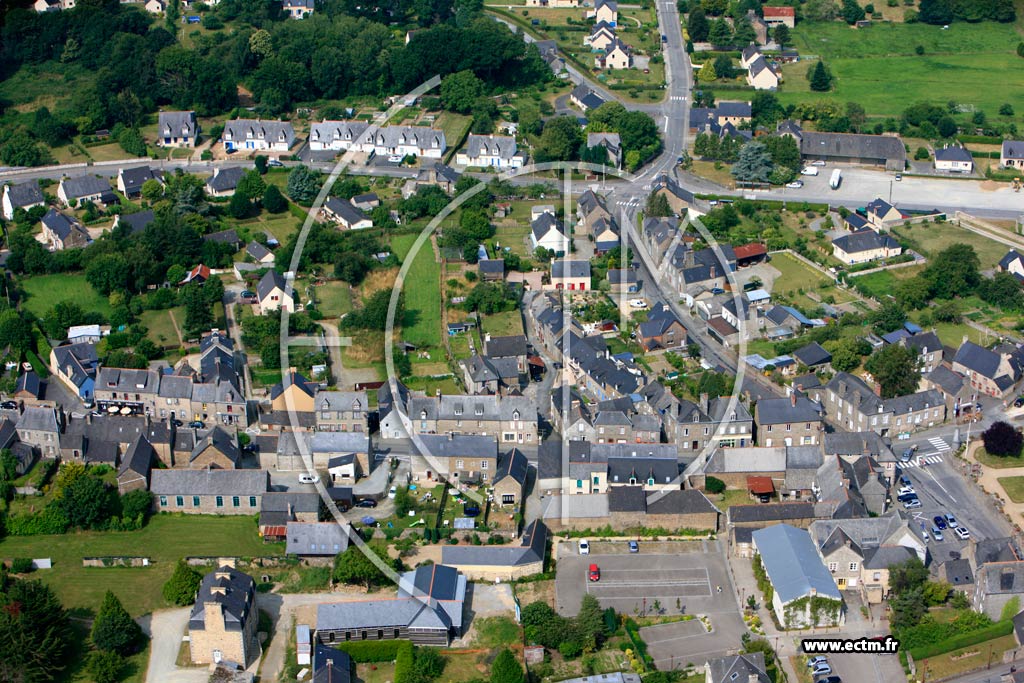 Photo arienne de Saint-Pierre-de-Plesguen