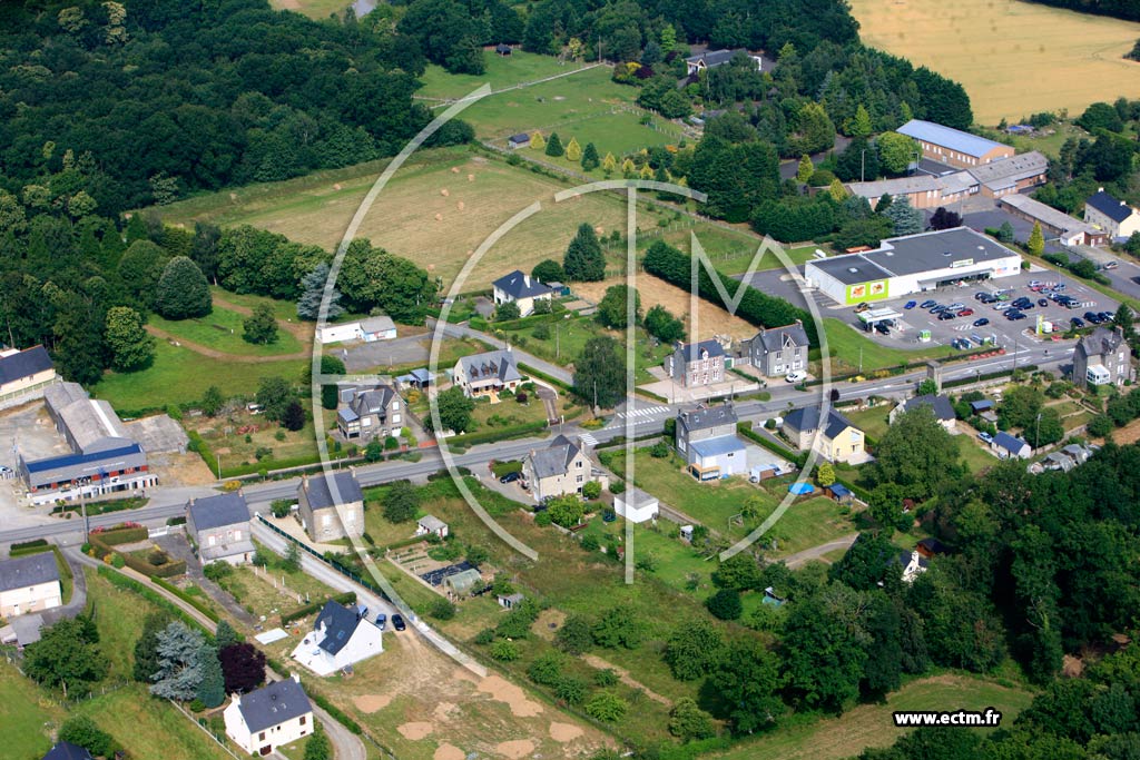 Photo arienne de Saint-Pierre-de-Plesguen