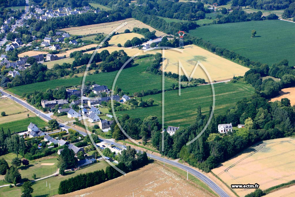 Photo arienne de Trmreuc (La ville Aub)