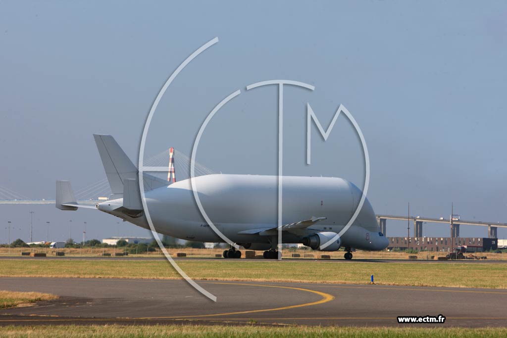 Photo arienne de Aroport de Saint-Nazaire Montoir (Airbus A300-600ST Beluga)