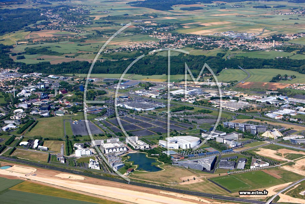 Photo arienne de Chasseneuil-du-Poitou (Futuroscope)