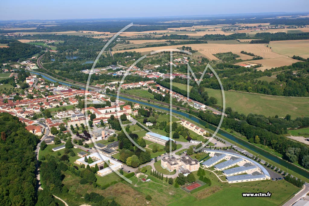 Photo arienne de Fains-Vel (Centre Hospitalier Spcialis de Fains-Veel)