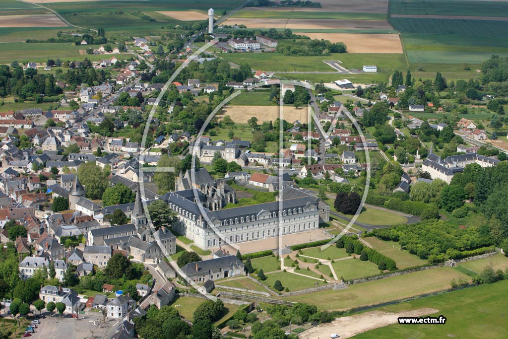 Photo arienne de Pontlevoy (Abbaye de Pontlevoy)