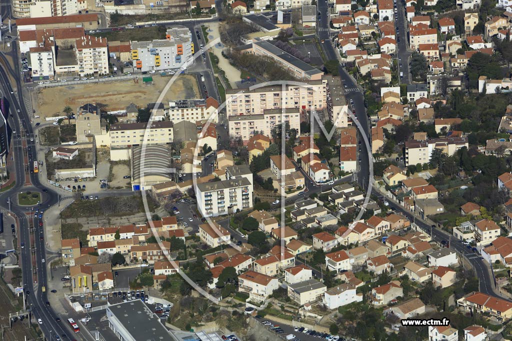 Photo arienne de Bziers (Quartiers Mditerranne-Pech de la Pomme)
