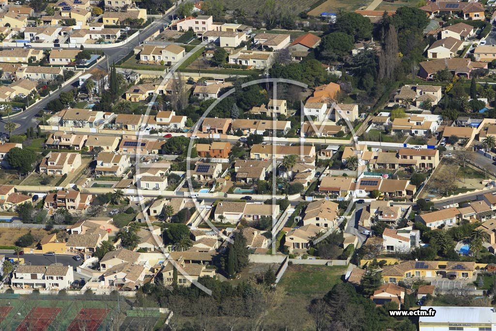 Photo arienne de Villeneuve-ls-Bziers