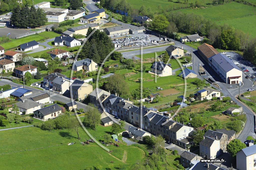 Photo arienne de Brassac (La Lande)