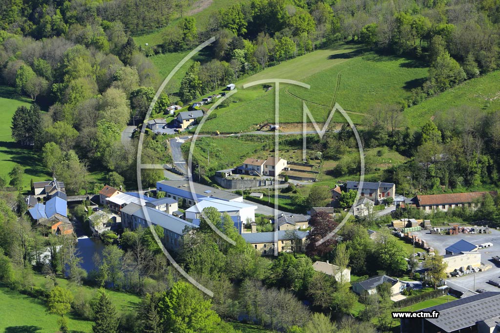 Photo arienne de Brassac (Le Moulin Paradou)