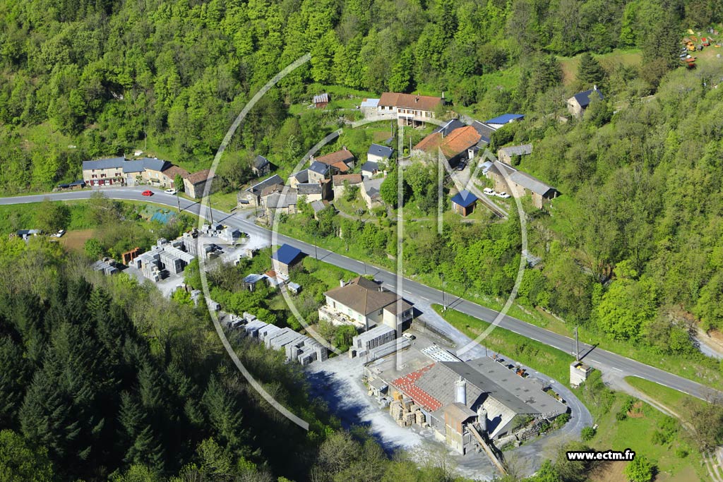 Photo arienne de Cambouns (Fontanelles)