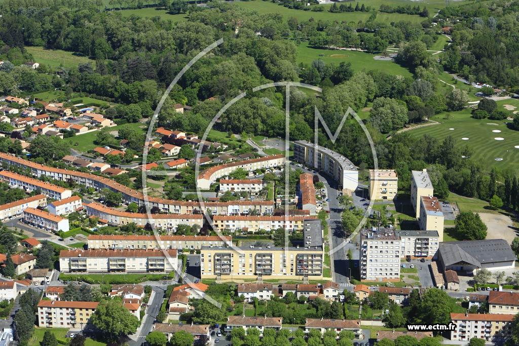 Photo arienne de Castres (Aillot)