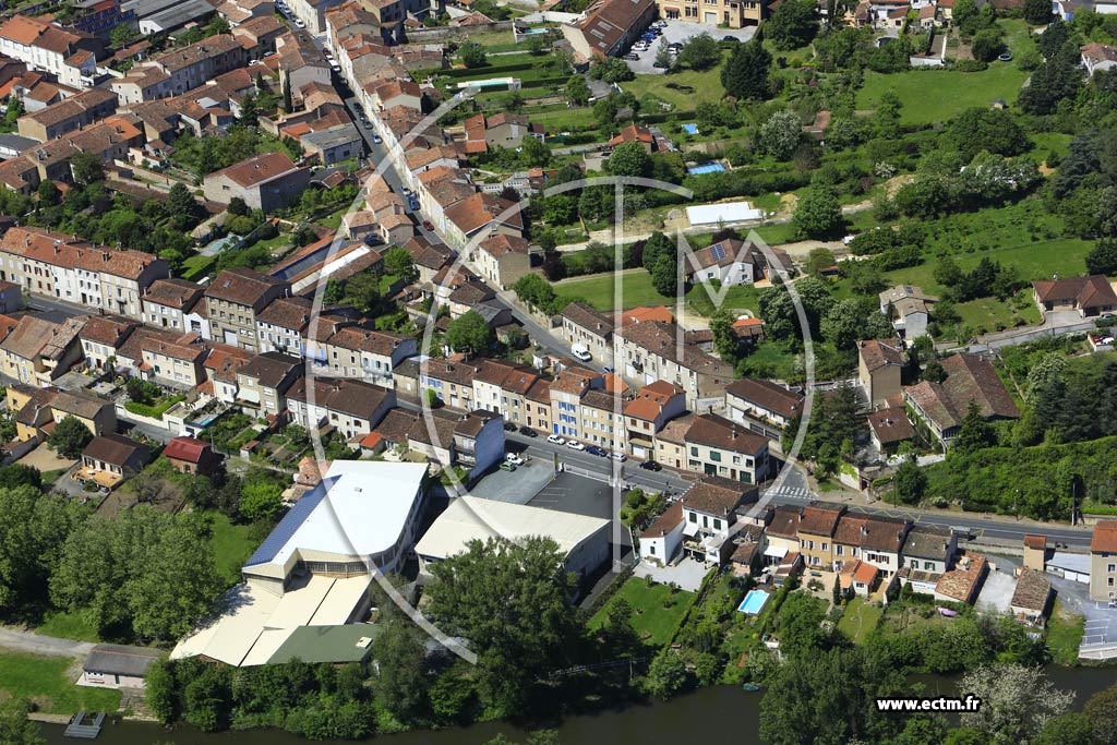 Photo arienne de Castres (Albinque-Saint-Jean)