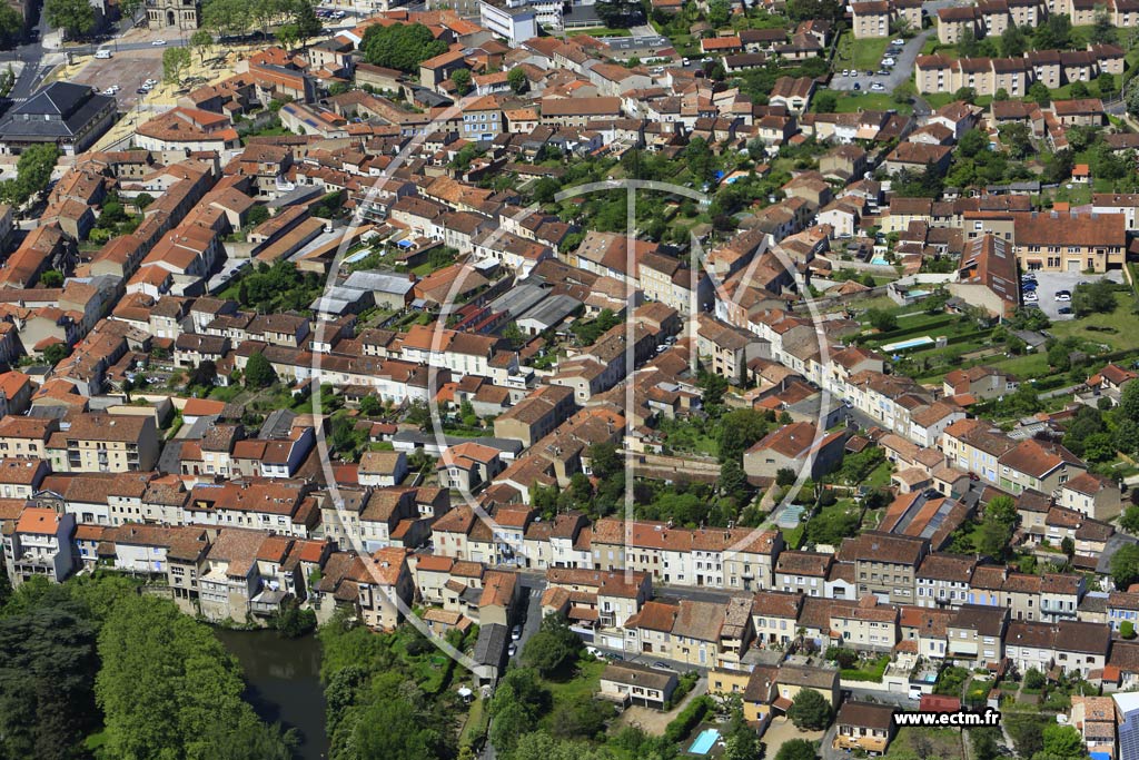 Photo arienne de Castres (Albinque-Saint-Jean)