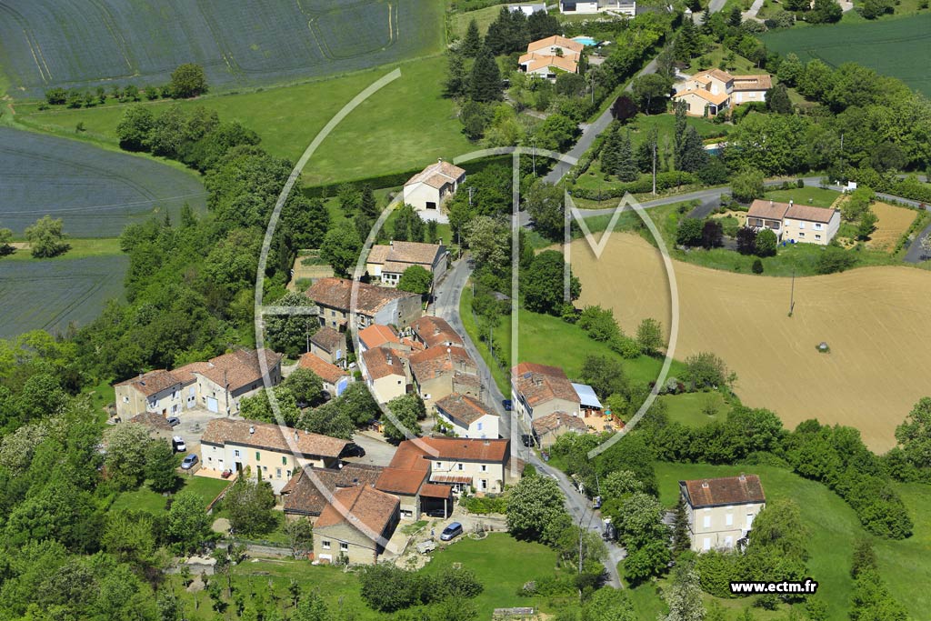 Photo arienne de Castres (Campans)