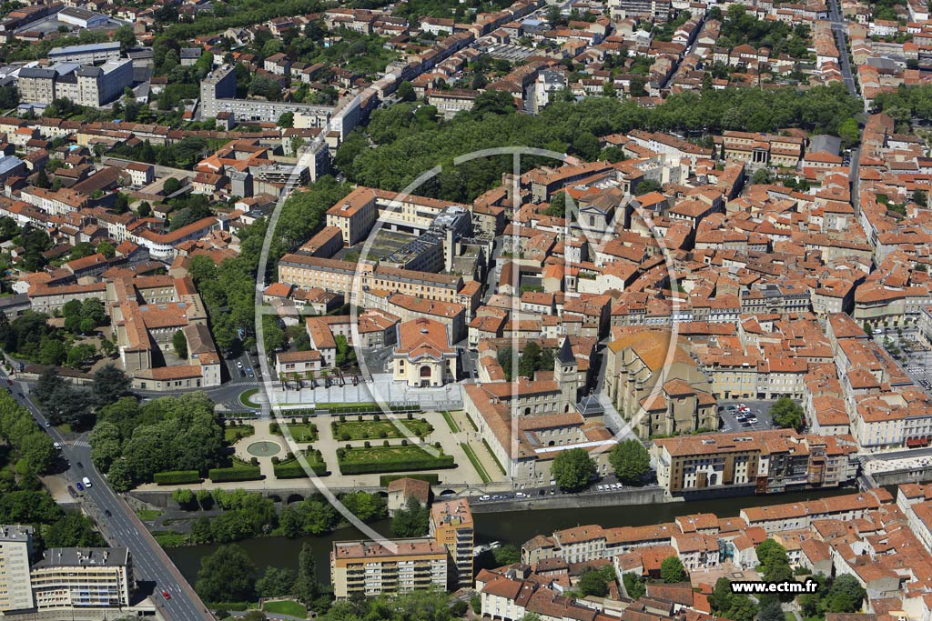 Photo arienne de Castres (Centre Ville)