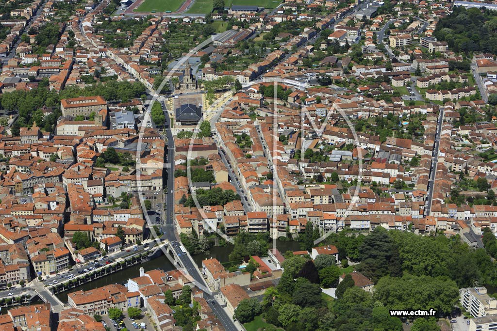 Photo arienne de Castres (Gazel-Rey)