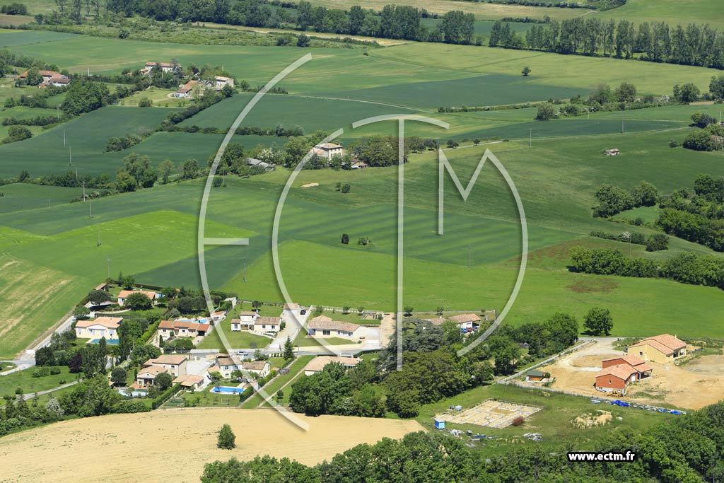 Photo arienne de Castres (Melou-Chartreuse)