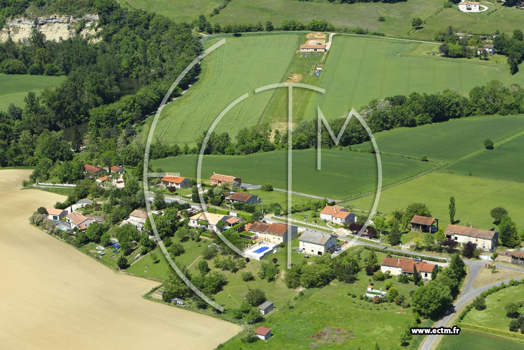 Photo arienne de Frjeville (La Nogarde)