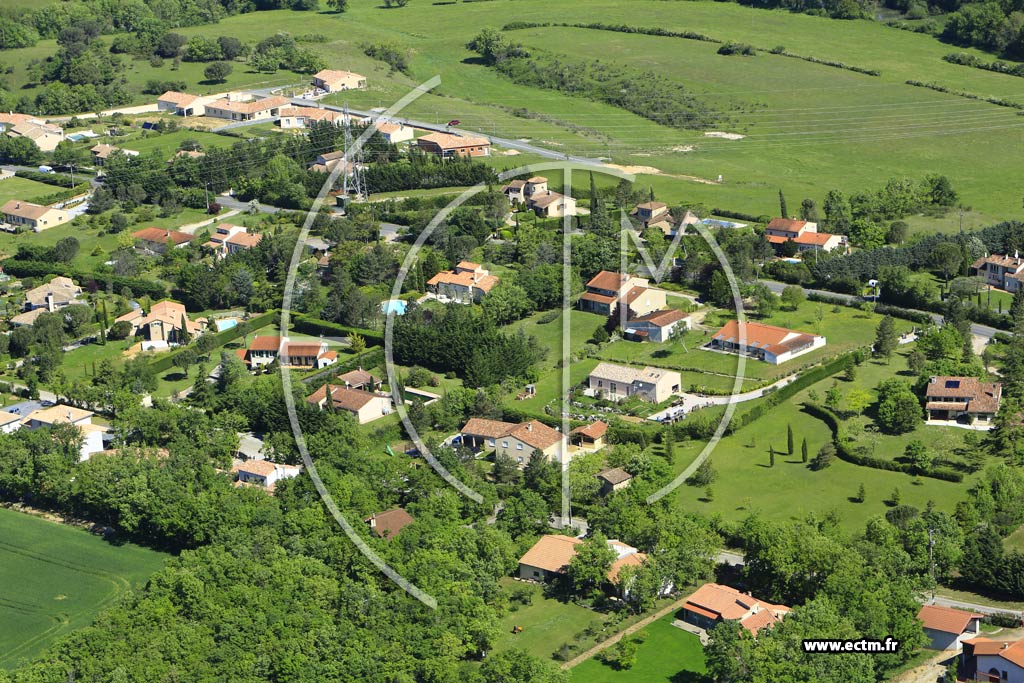 Photo arienne de Lagarrigue (Miraval)