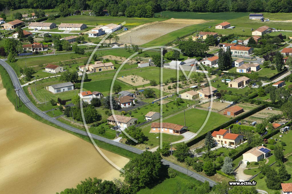 Photo arienne de Lempaut (Les Taillades)