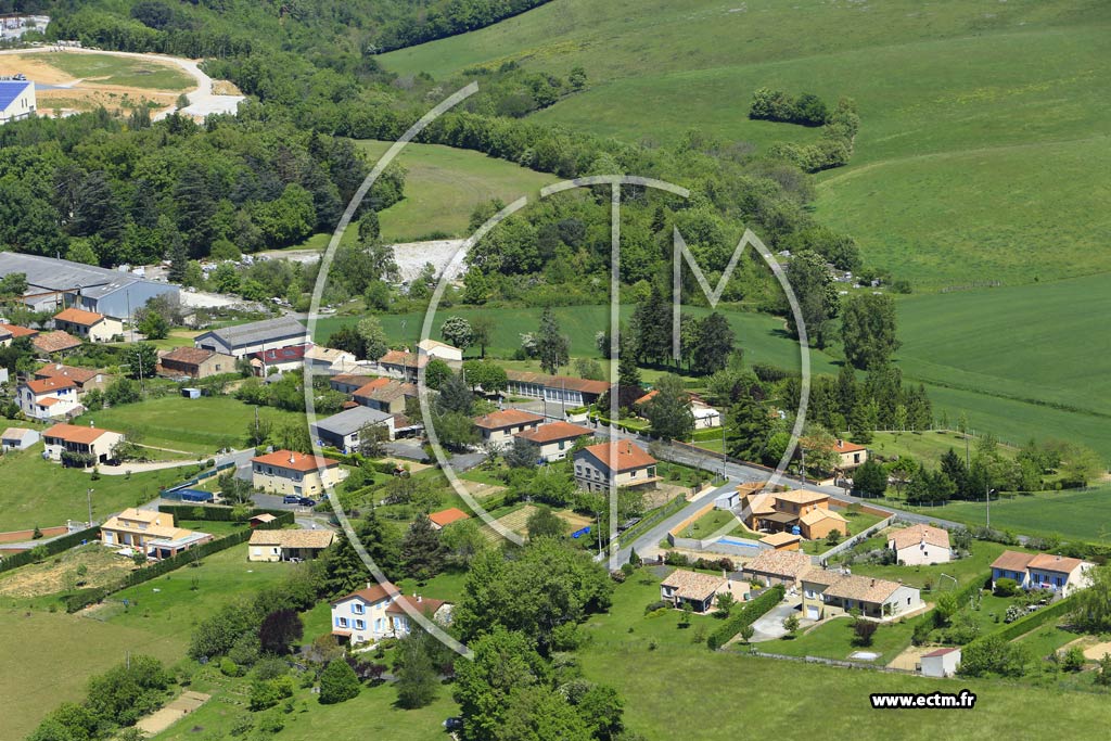 Photo arienne de Montfa (Les Fournials)