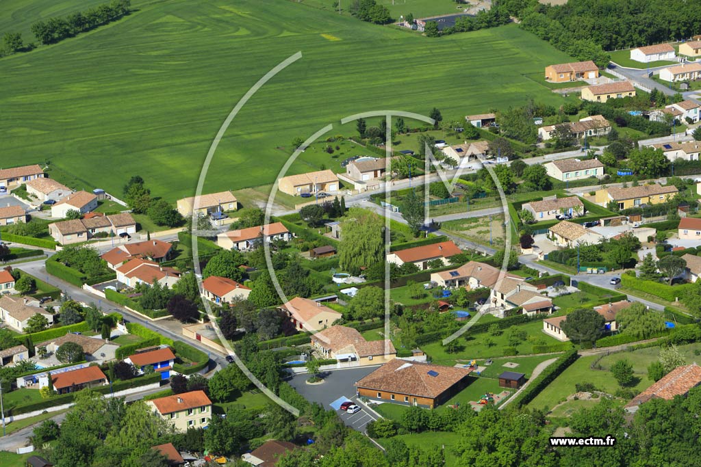 Photo arienne de Saint-Affrique-les-Montagnes (Le Manier)