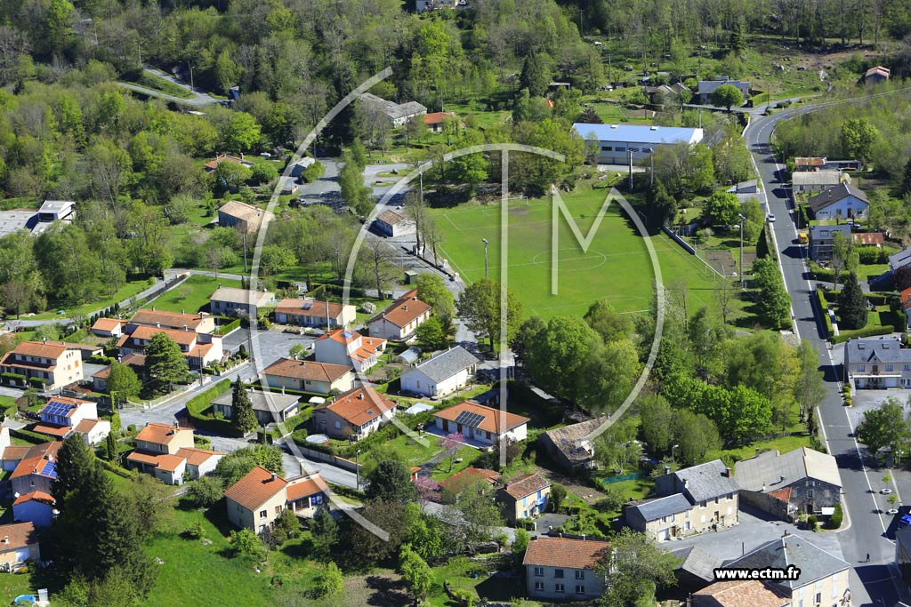 Photo arienne de Saint-Salvy-de-la-Balme