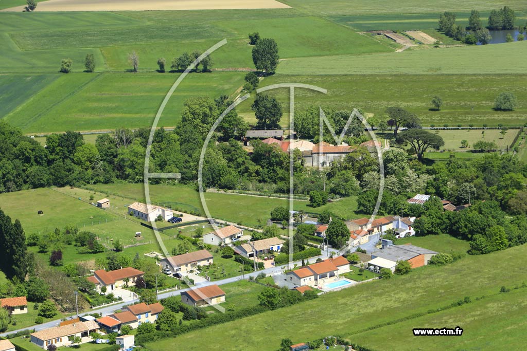Photo arienne de Smalens (En Fabre)