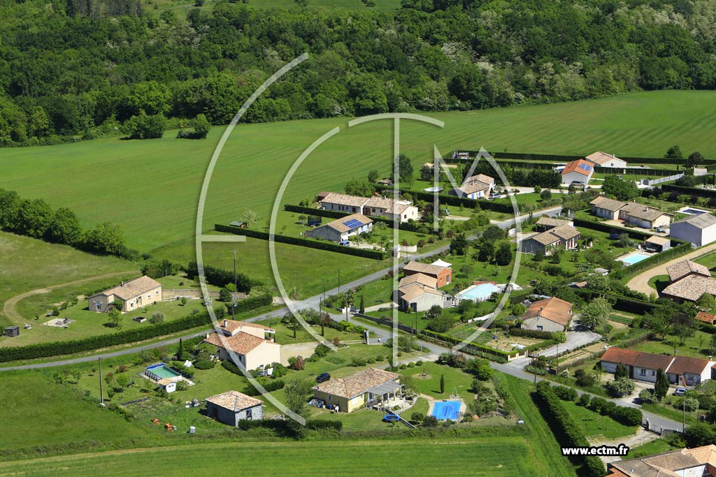 Photo arienne de Servis (Les Fontaines)