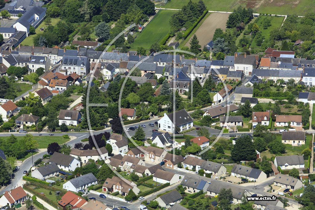 Photo arienne de Clry-Saint-Andr (les Genetires - les Bordes)