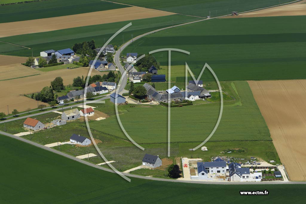 Photo arienne de pieds-en-Beauce (Cerqueux)