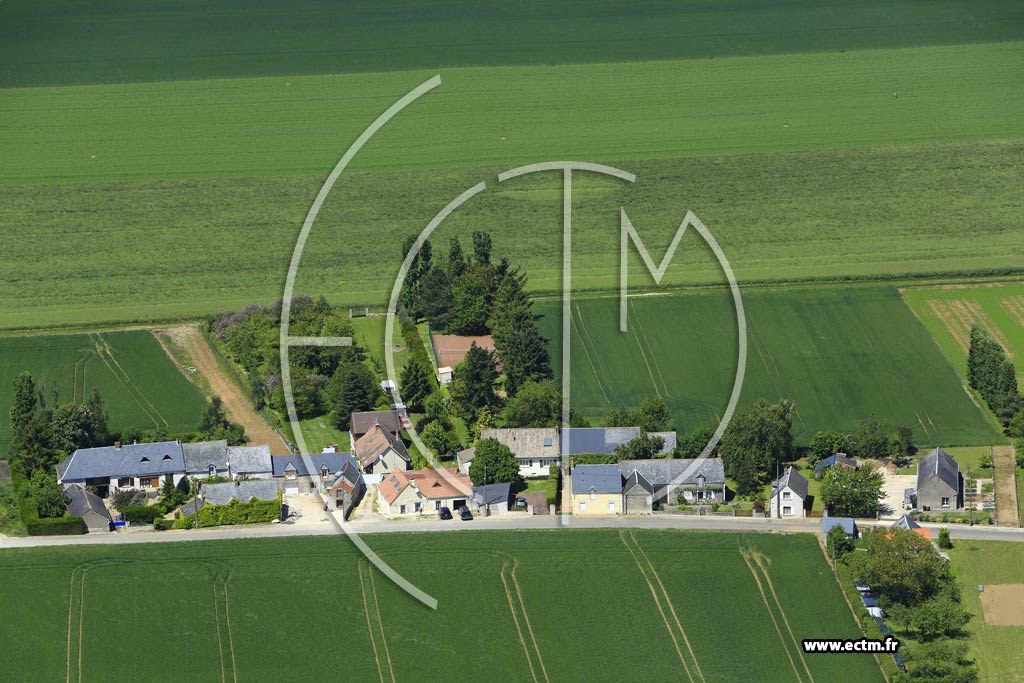 Photo arienne de pieds-en-Beauce (Cerqueux)