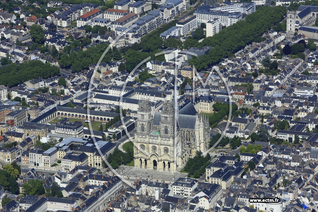 Photo arienne de Orlans (Cathdrale Sainte-Croix d'Orlans)