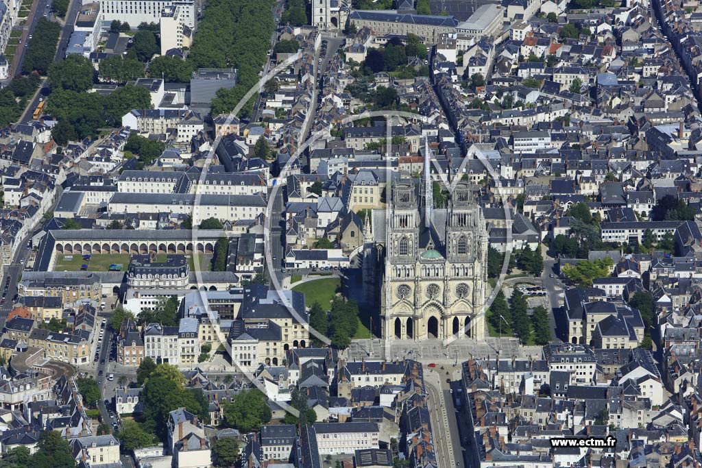 Photo arienne de Orlans (Cathdrale Sainte-Croix d'Orlans)