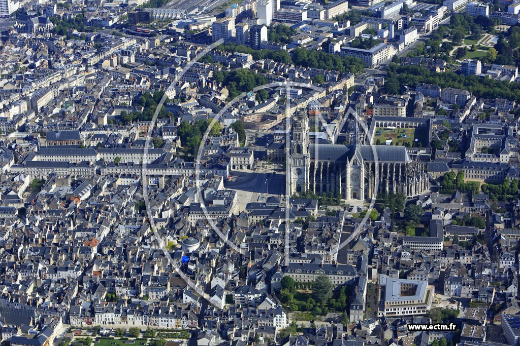Photo arienne de Orlans (Cathdrale Sainte-Croix d'Orlans)