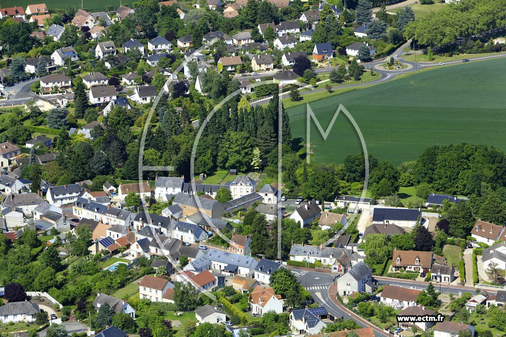 Photo arienne de Saint-Cyr-en-Val (la Croix Rouge)