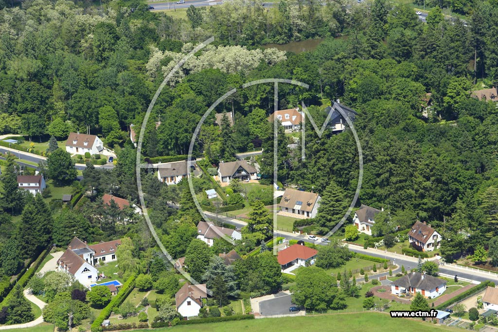 Photo arienne de Saint-Cyr-en-Val (la Petite Mrie)