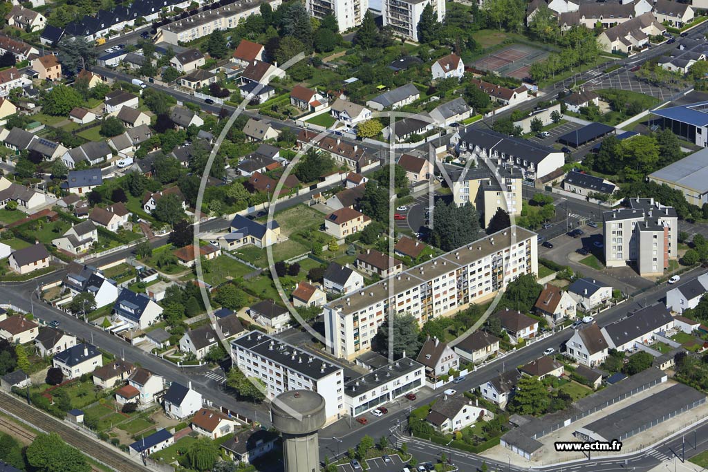 Photo arienne de Saint-Jean-de-Braye (Gradoux)