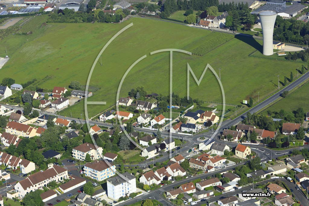 Photo arienne de Saint-Jean-de-Braye (l'Orme du Martroi)