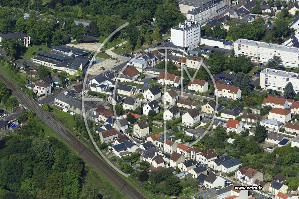 Photo arienne de Saint-Jean-de-la-Ruelle (Centre)