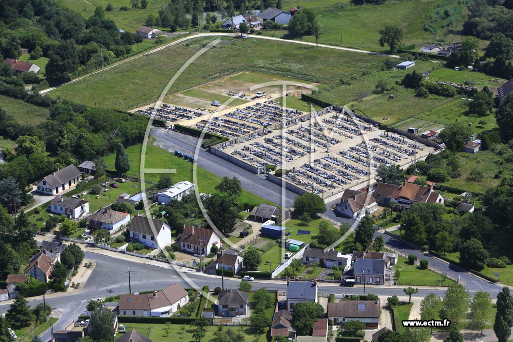 Photo arienne de Coullons (la Croix Bertrand)