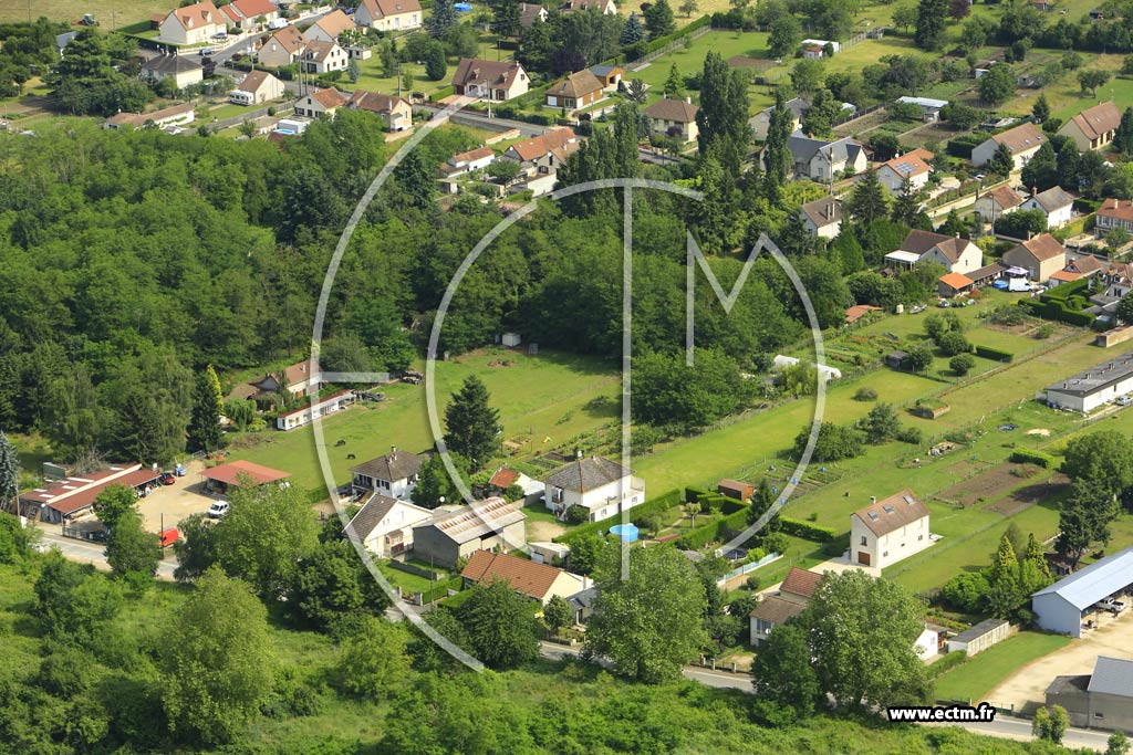 Photo arienne de Gien (Cit Saint-Lazare)