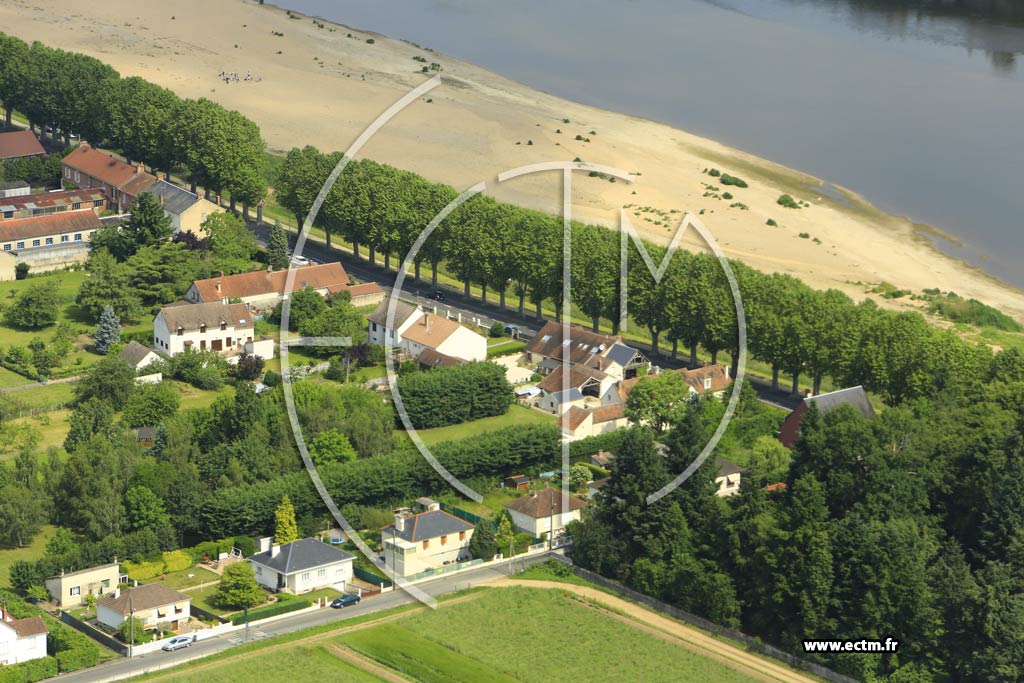 Photo arienne de Gien (la Traperie)