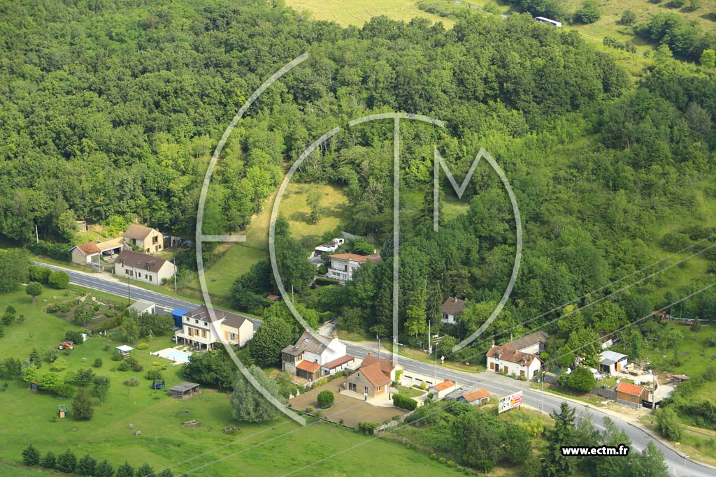 Photo arienne de Gien (le Mnil)
