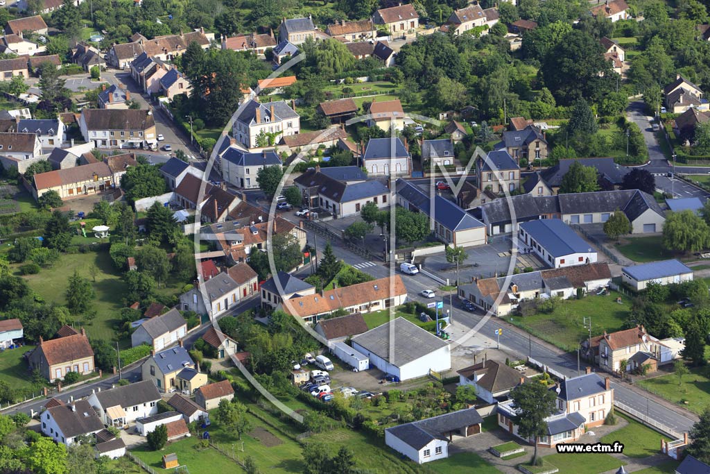 Photo arienne de Varennes-Changy (Centre)