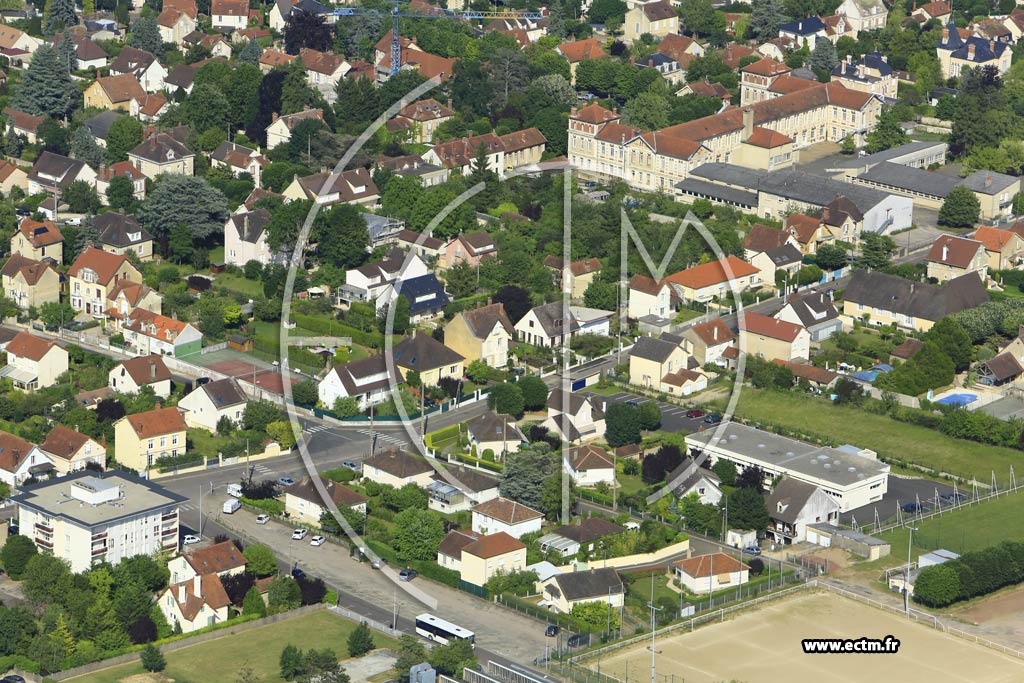 Photo arienne de Auxerre (les Moreaux)