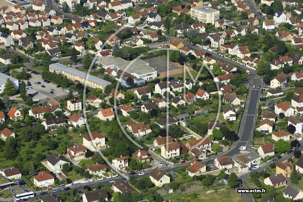 Photo arienne de Auxerre (les Moreaux)