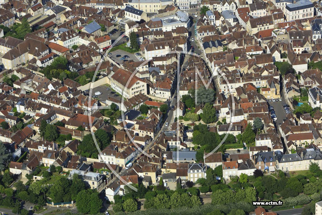 Photo arienne de Auxerre (Palais de Justice - Saint-Eusebe)