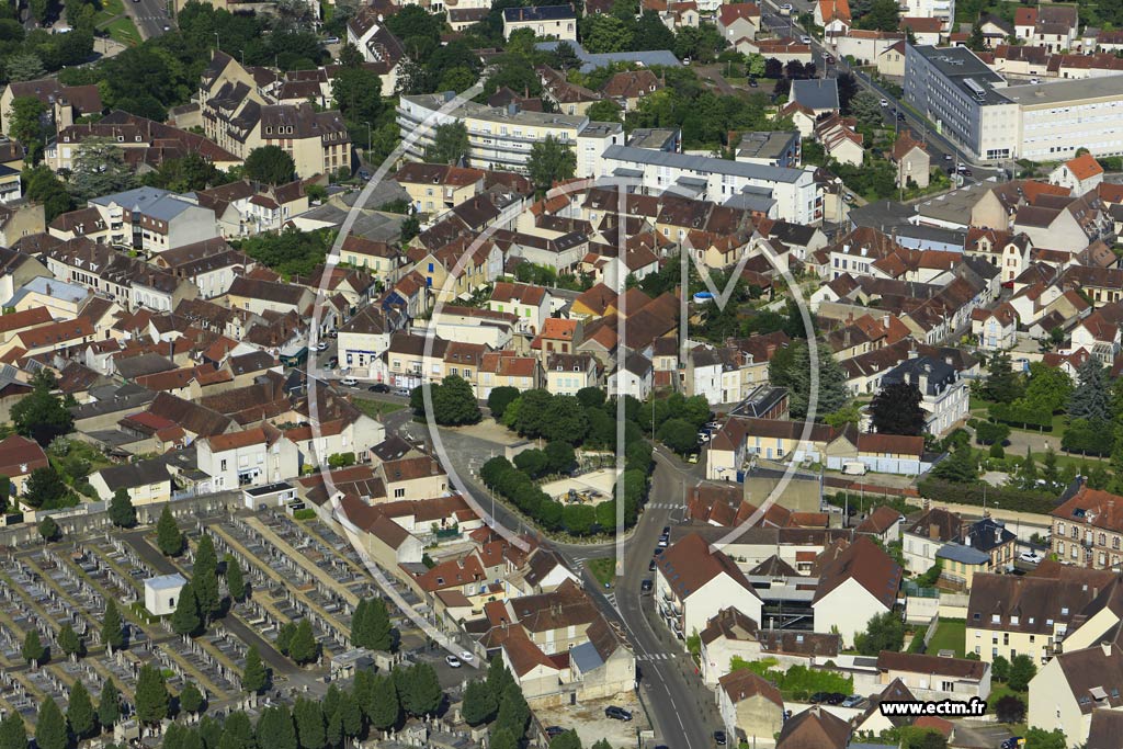 Photo arienne de Auxerre (Saint-Amatre)