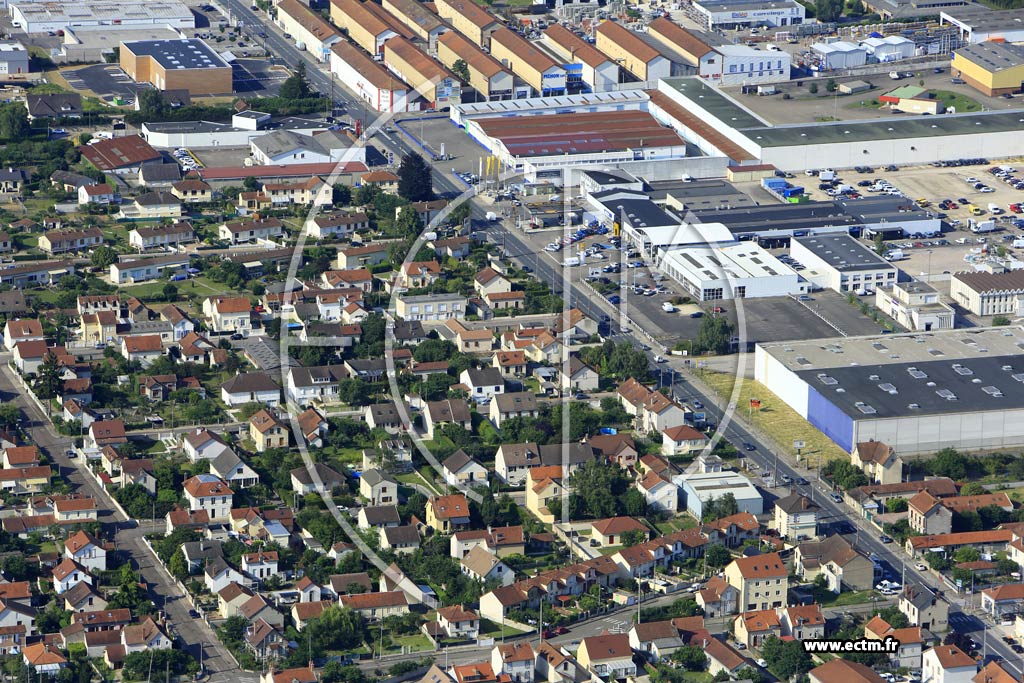 Photo arienne de Auxerre (Saint-Gervais)
